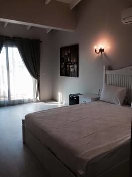 Erythros Boutique Hotel Ildir Luaran gambar